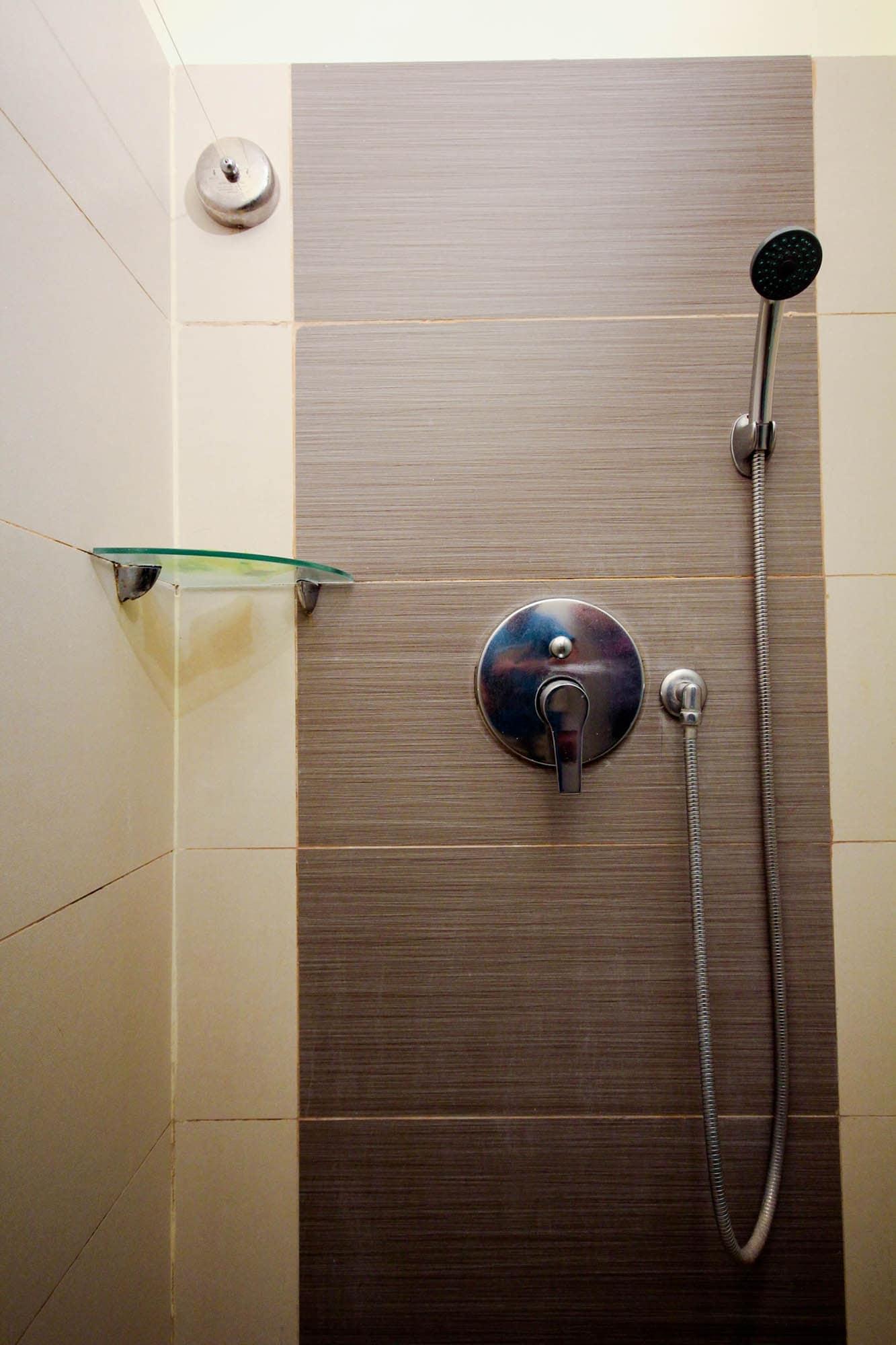 โก โฮเต็ล ลานัง ดาเวา Hotel Davao ภายนอก รูปภาพ