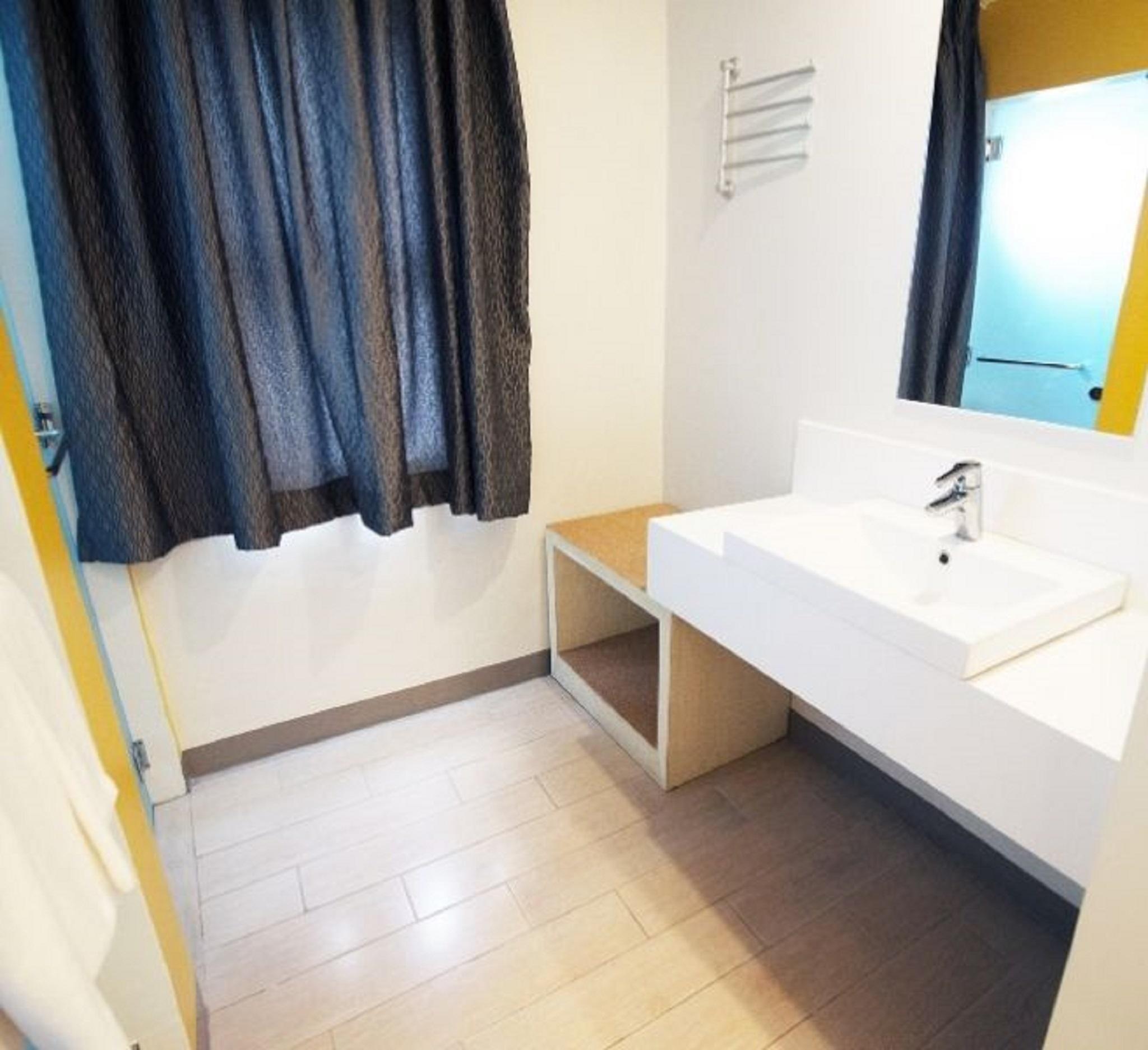 โก โฮเต็ล ลานัง ดาเวา Hotel Davao ภายนอก รูปภาพ