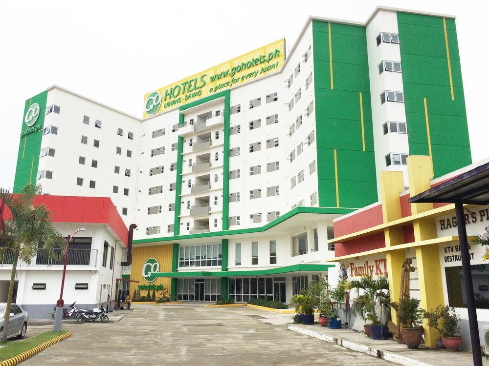 โก โฮเต็ล ลานัง ดาเวา Hotel Davao ภายนอก รูปภาพ